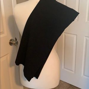 Size 6 black trousers. Curvy fit